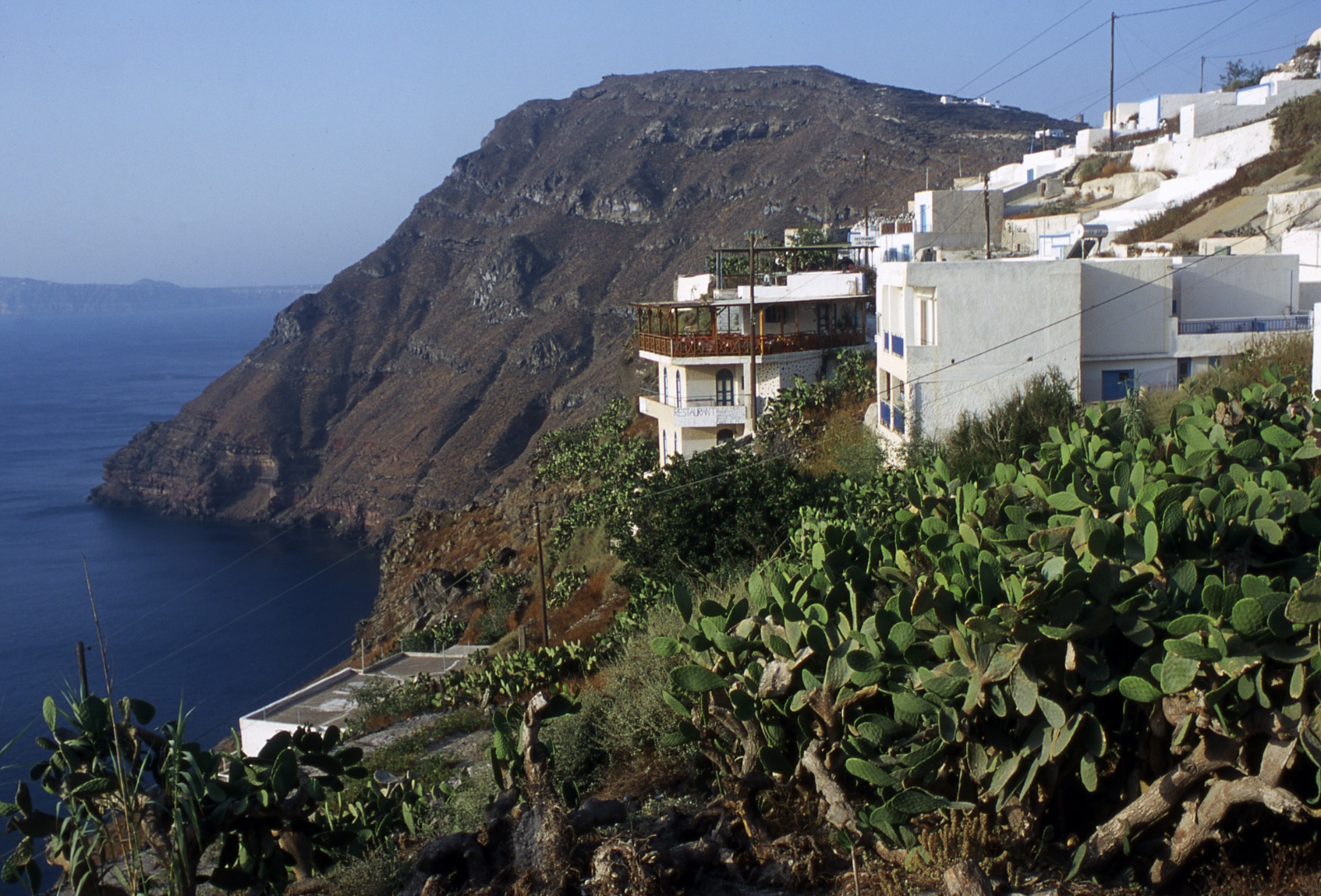 Thirasia, Manolas village